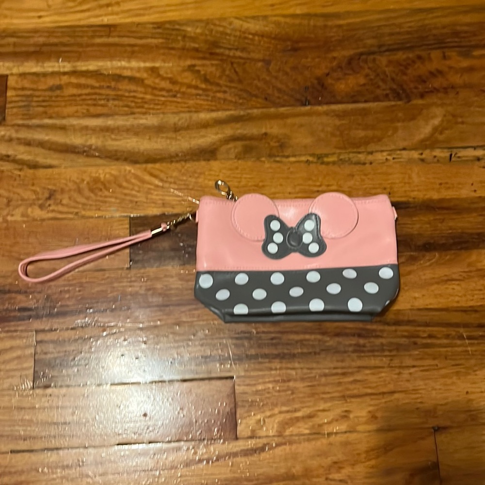Minnie Mouse wristlet
